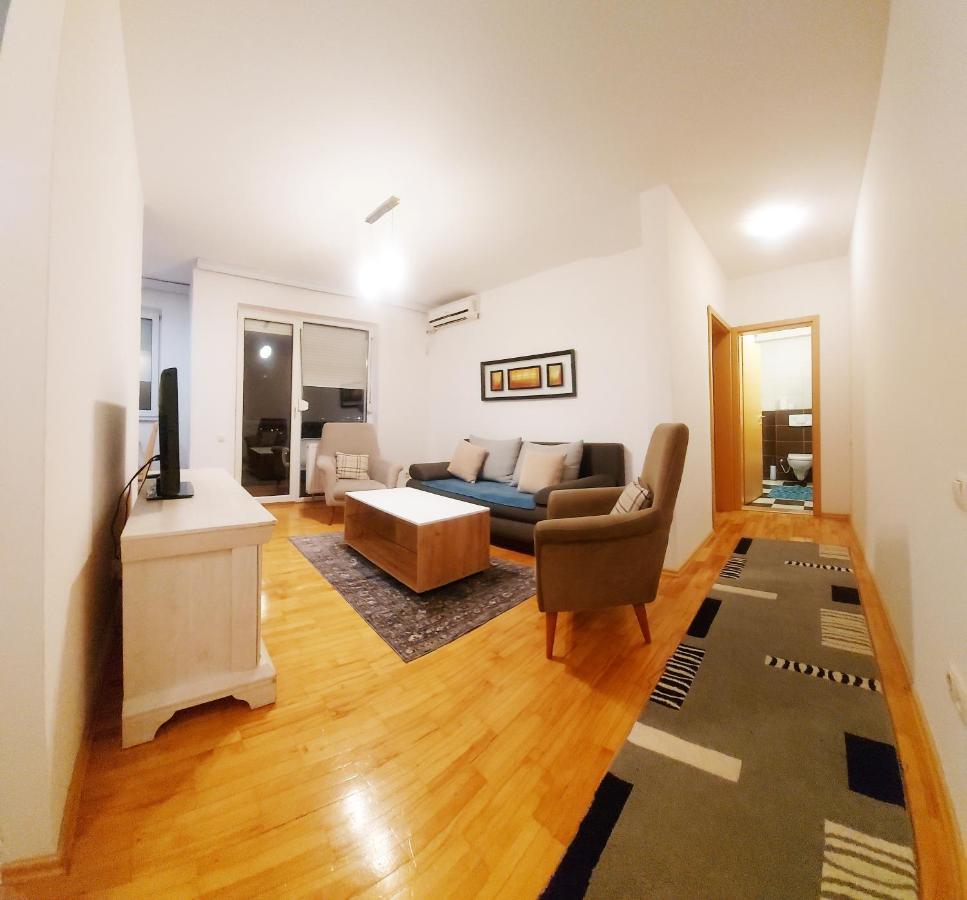 Apartment 31 Приштина Екстер'єр фото